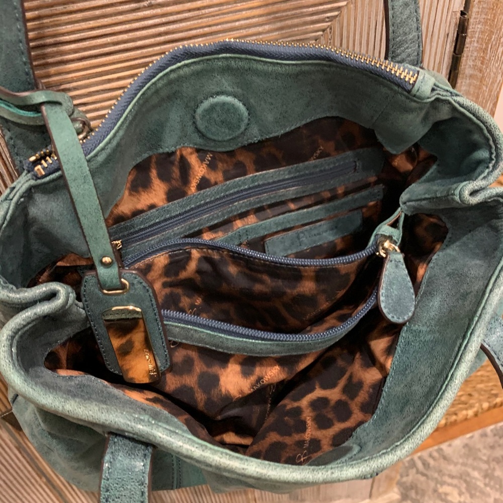 B. Makowsky 100% leather handbag - Picture 3 of 8